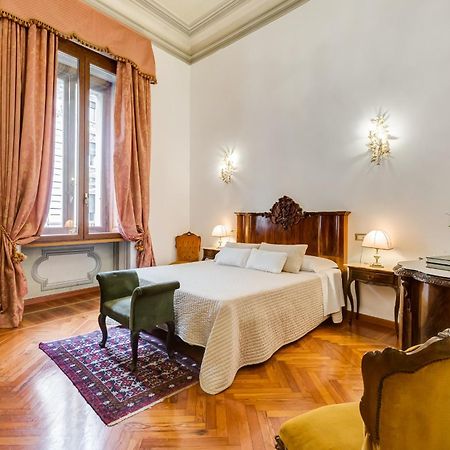 Affreschi Su Roma Luxury B&B Kültér fotó