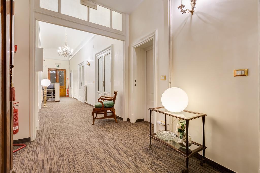 Affreschi Su Roma Luxury B&B Kültér fotó