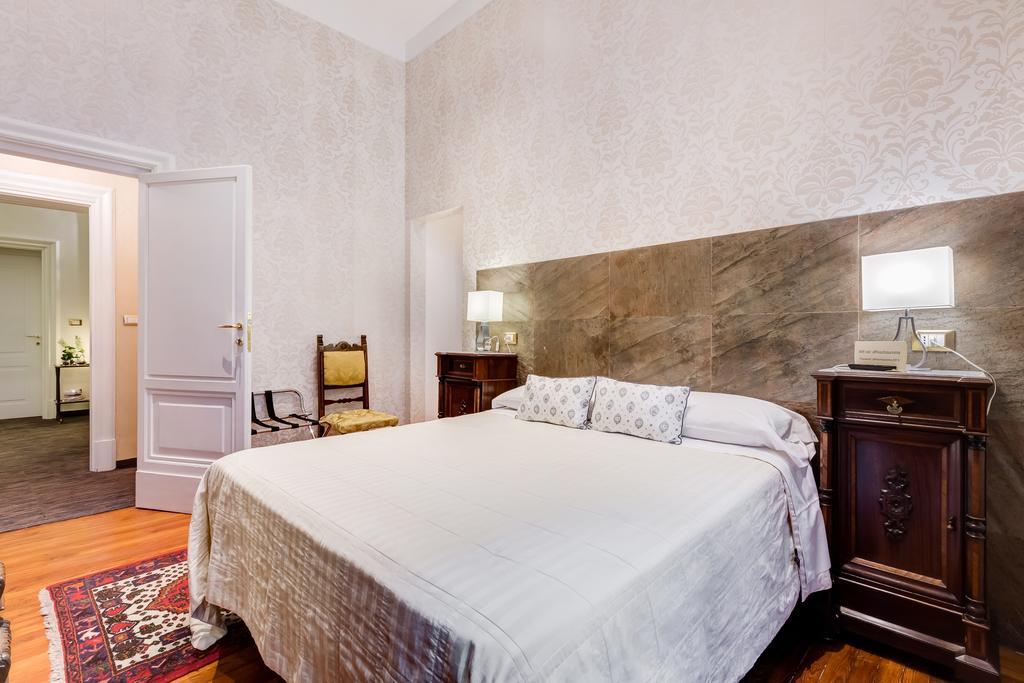 Affreschi Su Roma Luxury B&B Kültér fotó