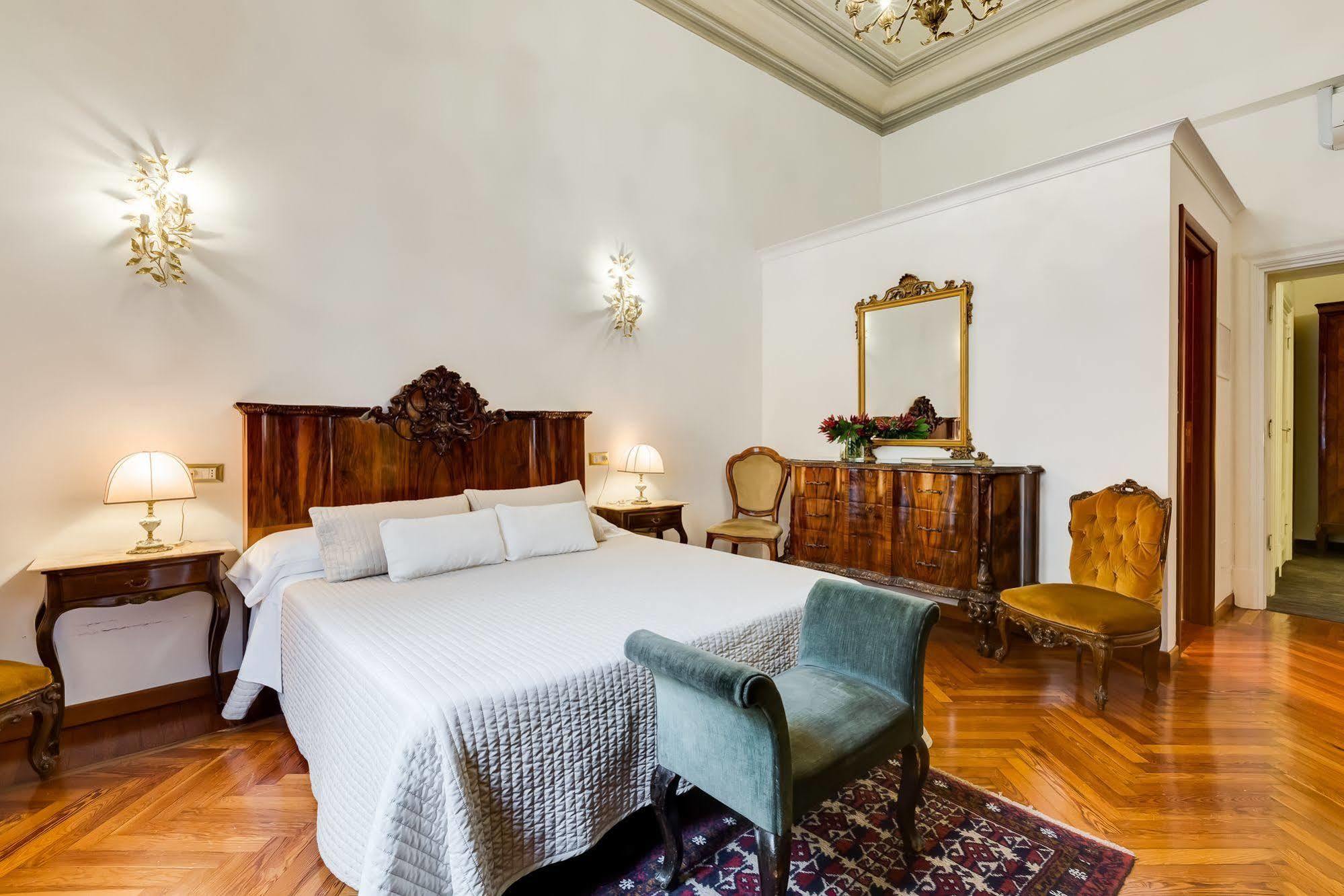 Affreschi Su Roma Luxury B&B Kültér fotó