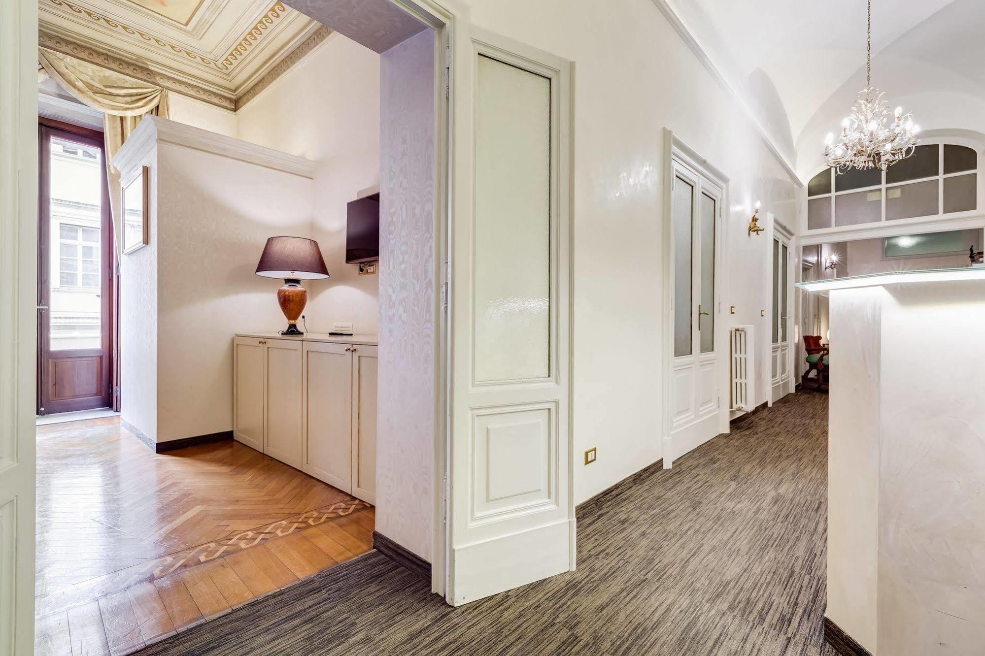 Affreschi Su Roma Luxury B&B Kültér fotó