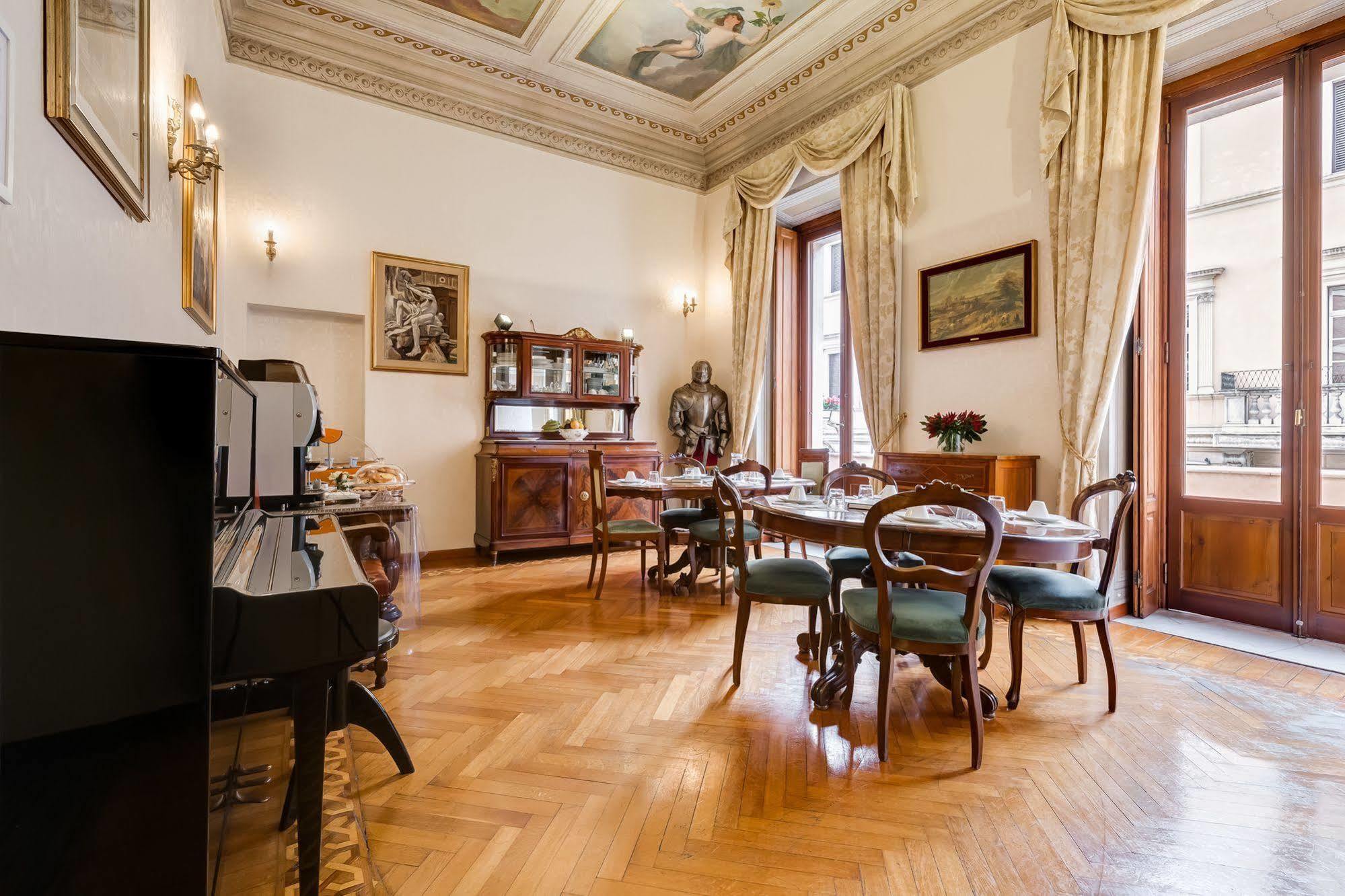 Affreschi Su Roma Luxury B&B Kültér fotó